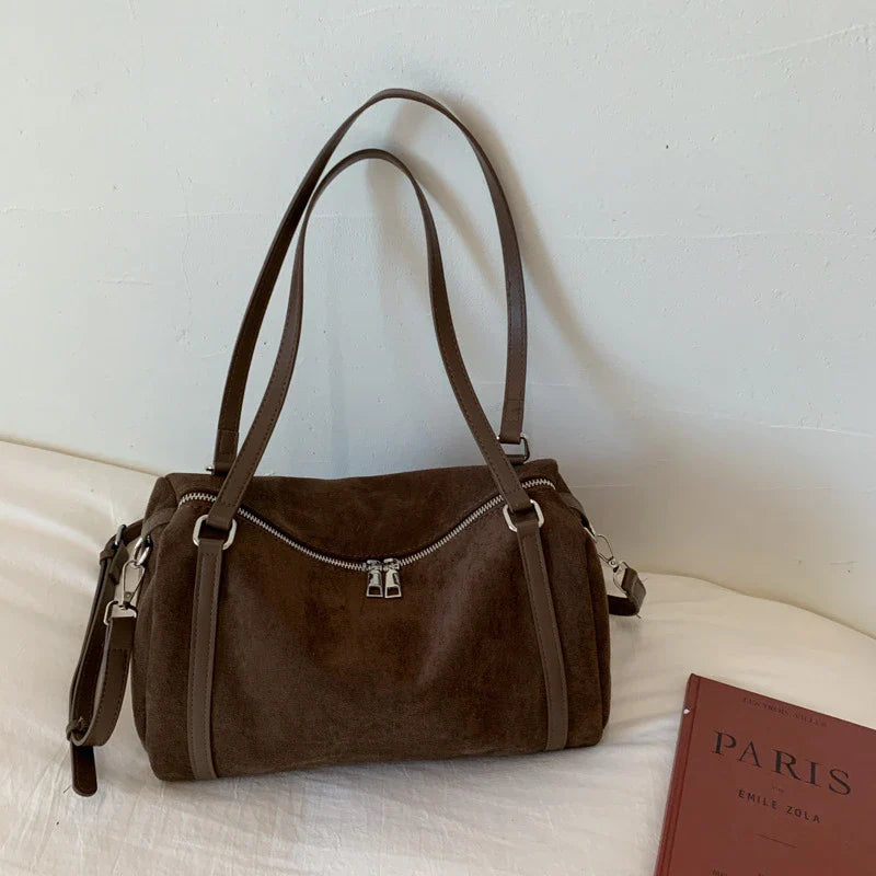 Cartera almohadón vintage cuero mate